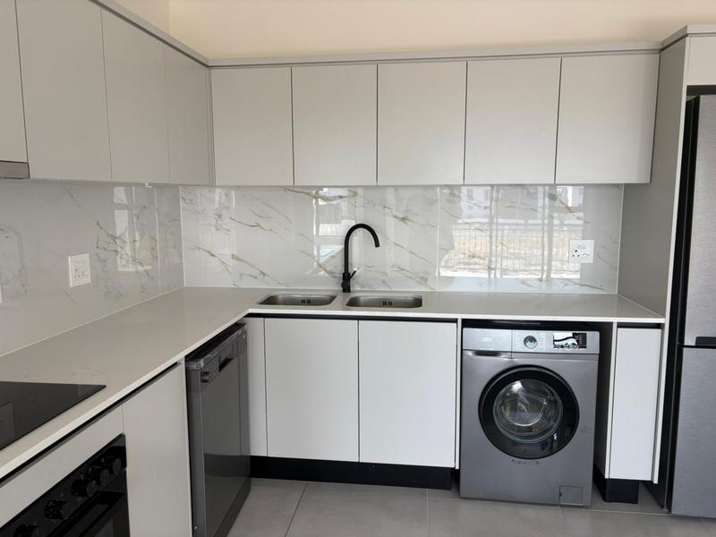 To Let 2 Bedroom Property for Rent in Sandown Western Cape
